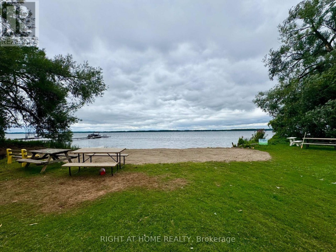 3392 CORONATION AVENUE, 