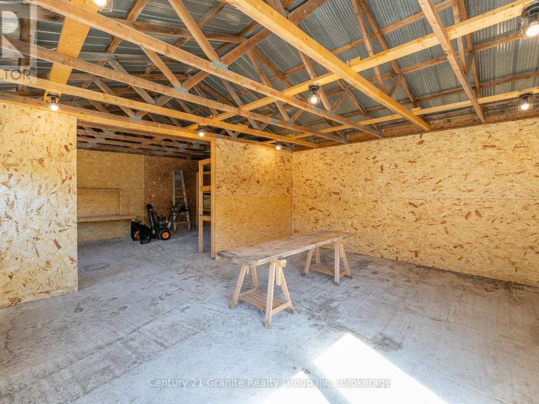 1395 COUNTY 21 HIGHWAY, 