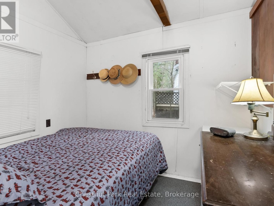 1038 FITCHETT LANE, 