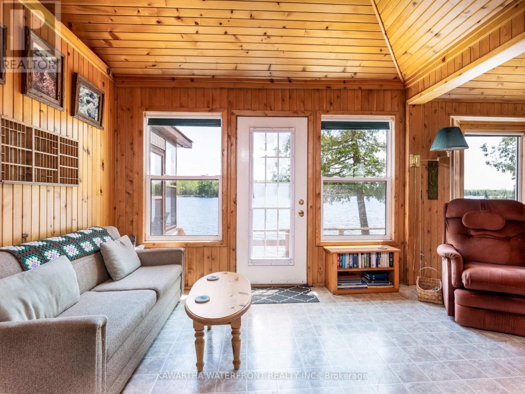 103 Shadow Lake 2 Road, 