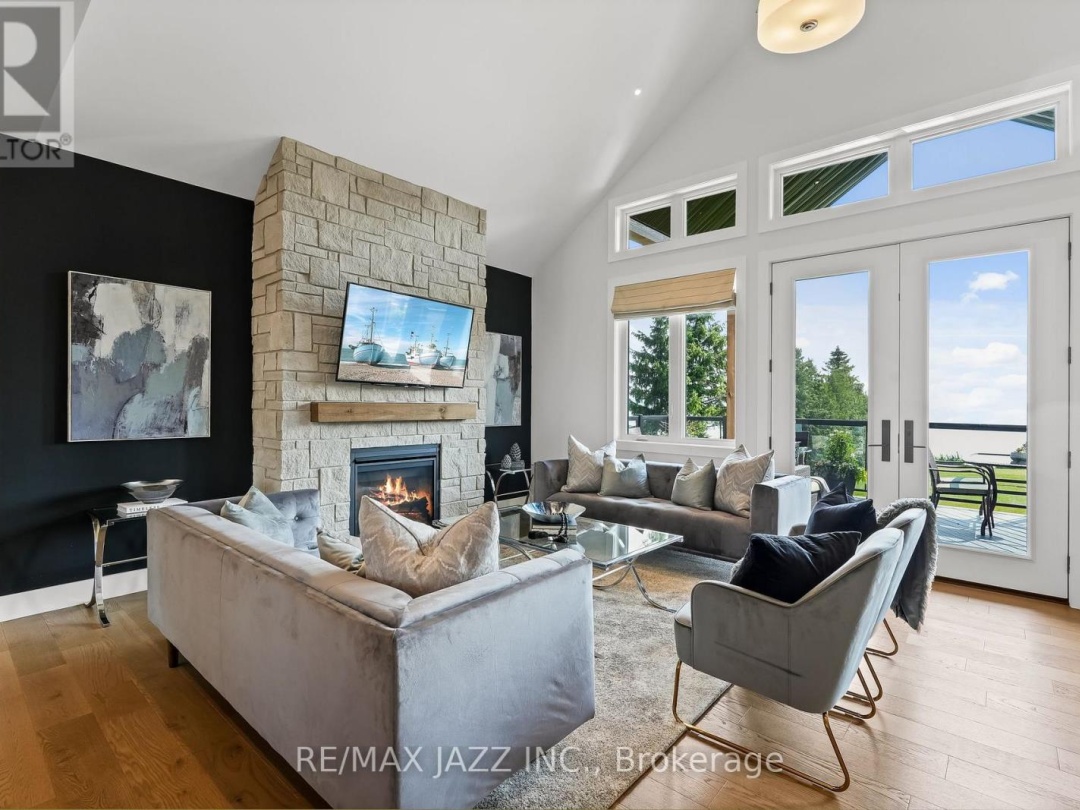 48 PLEASANT VIEW CRESCENT, 