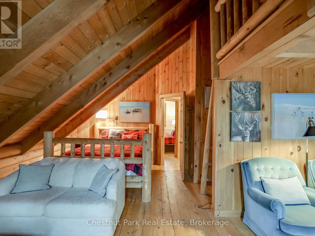 30 MCVITTIE ISLAND, Lake Muskoka