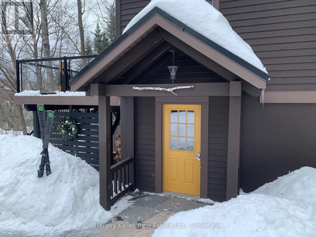 157 Chalet Crescent, Peninsula Lake