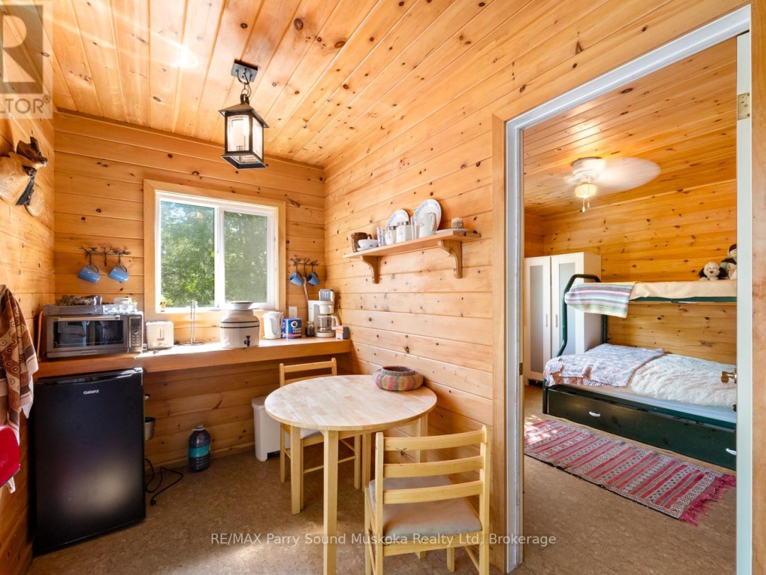 58 Deerfield Road, Manitouwabing Lake