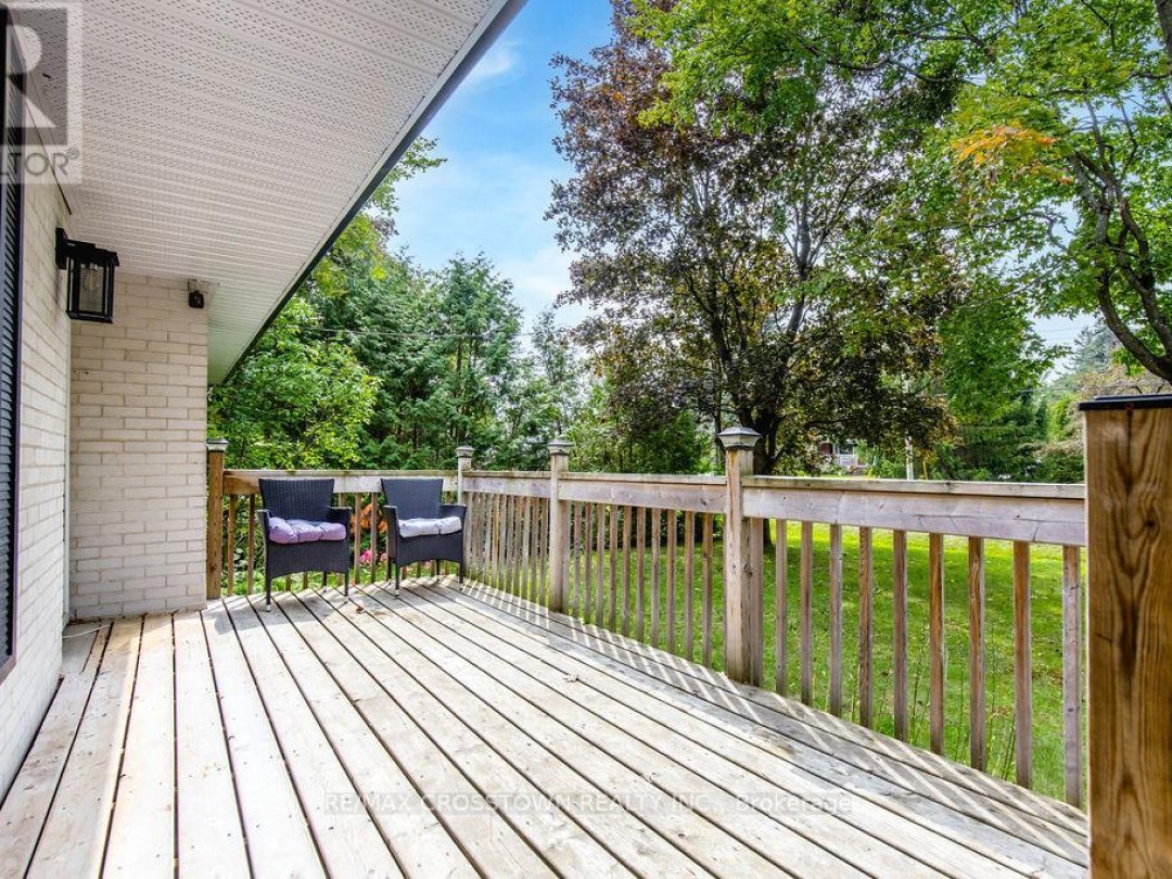 3495 BRENNAN LINE, 