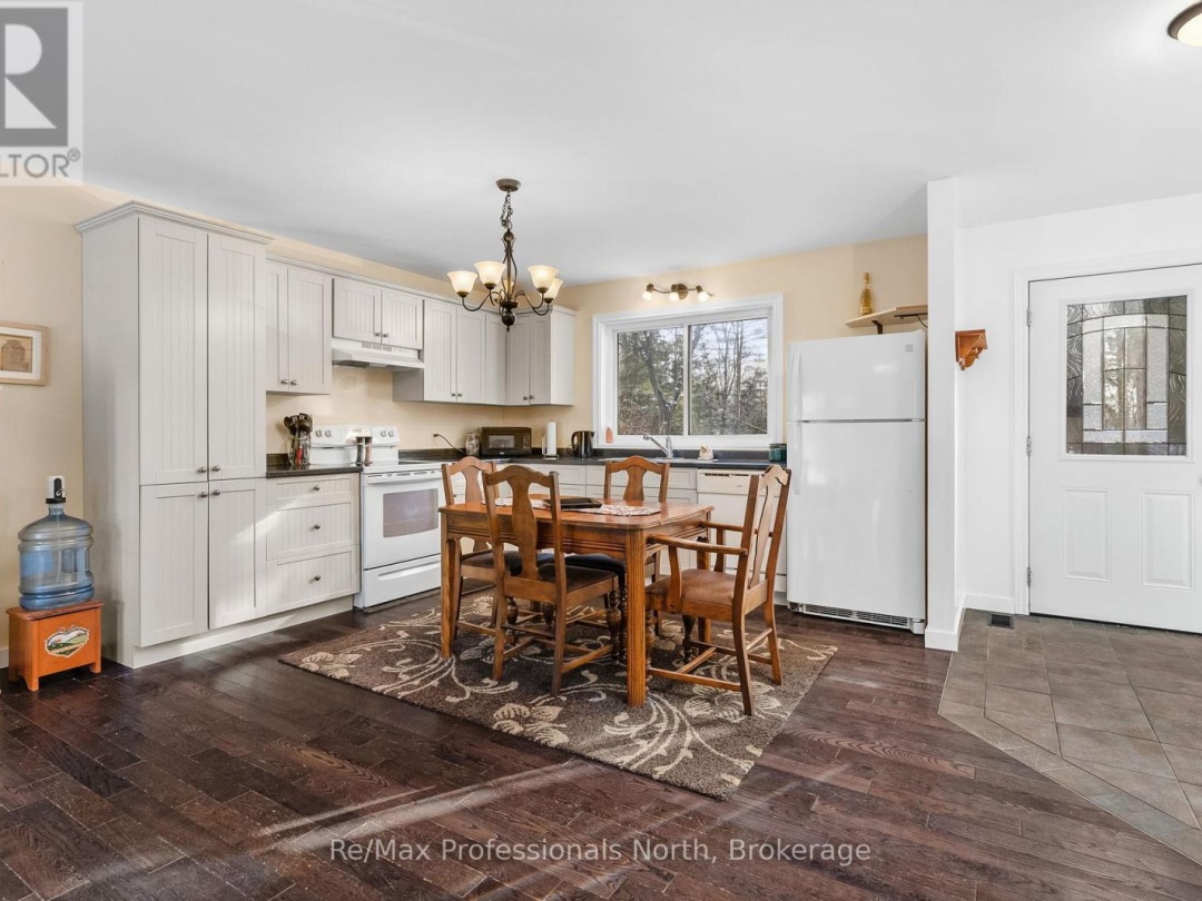 1011 Fitchett Lane, Riley Lake