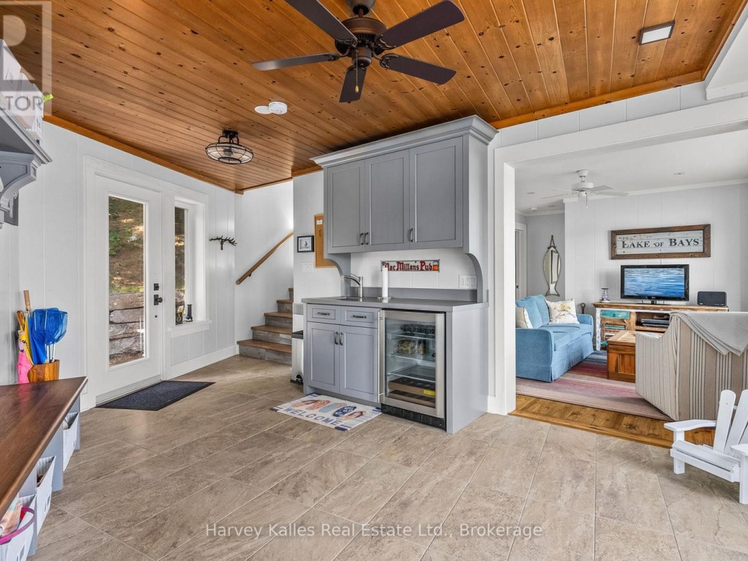 3661 SOUTH PORTAGE ROAD, 