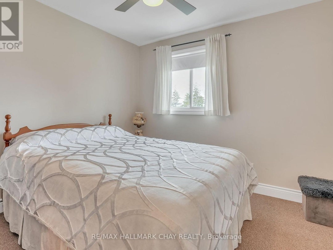 138 Lake Dalrymple Road, Dalrymple Lake