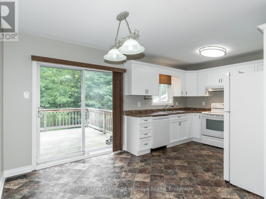 61 TAMARACK TRAIL, 