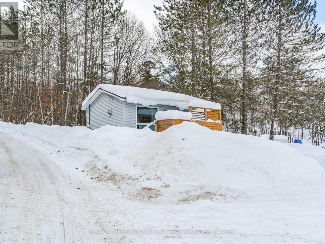 UNIT 4 - 2029 LITTLE HAWK LAKE ROAD, Little Hawk Lake