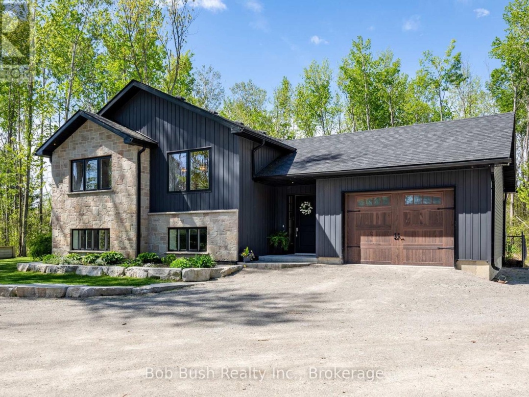 4 Davis Drive, Georgian Bay
