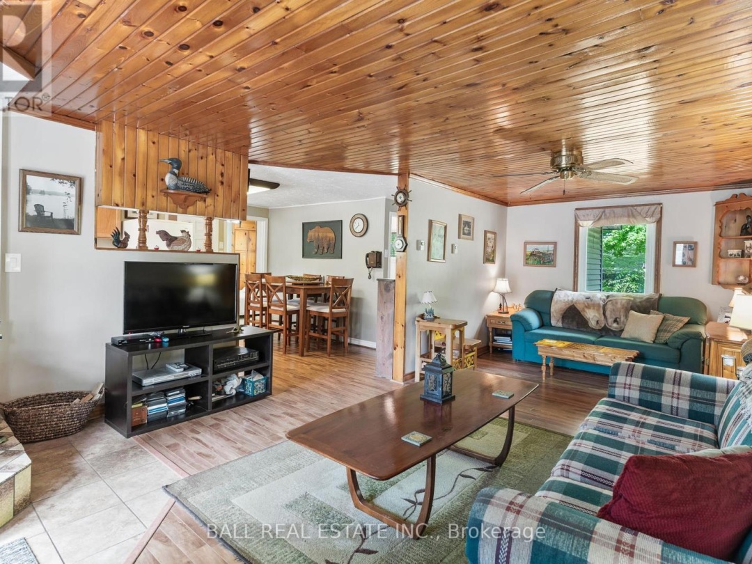 73 SUNSET COURT, Little Bald Lake