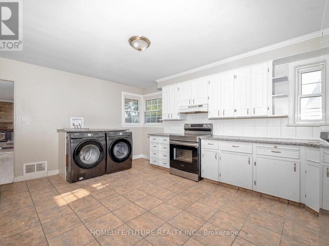 4045 HWY 35, 