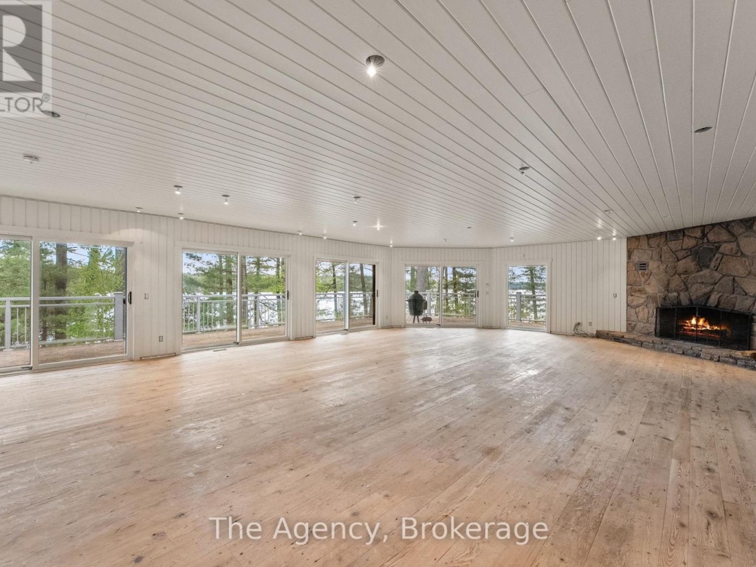 80 Tall Timbers Road, Lake Joseph