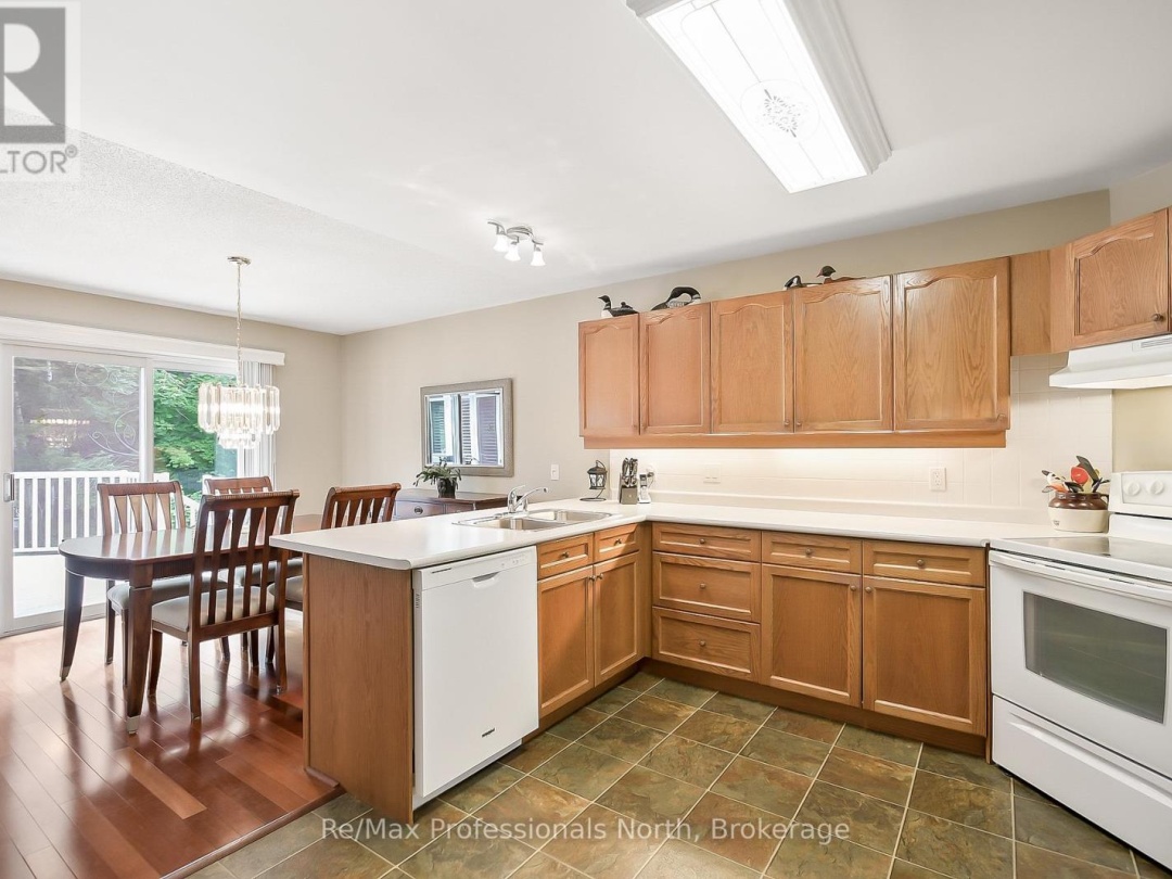 15 PINERIDGE GATE, 