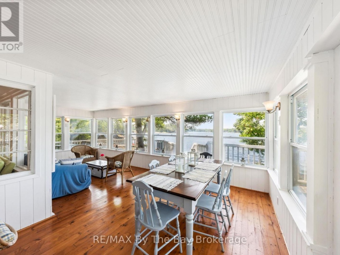 3572 ISLAND 820/MERMAID ISLAND, 