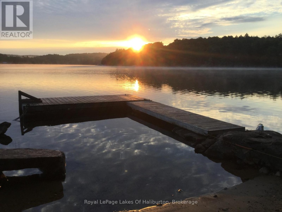1017 Palace Drive, Little Kennisis Lake