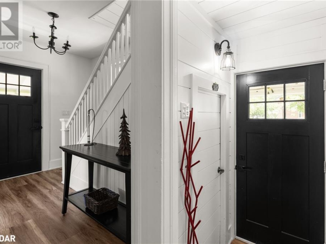 1866 WARMINSTER Side Road, 