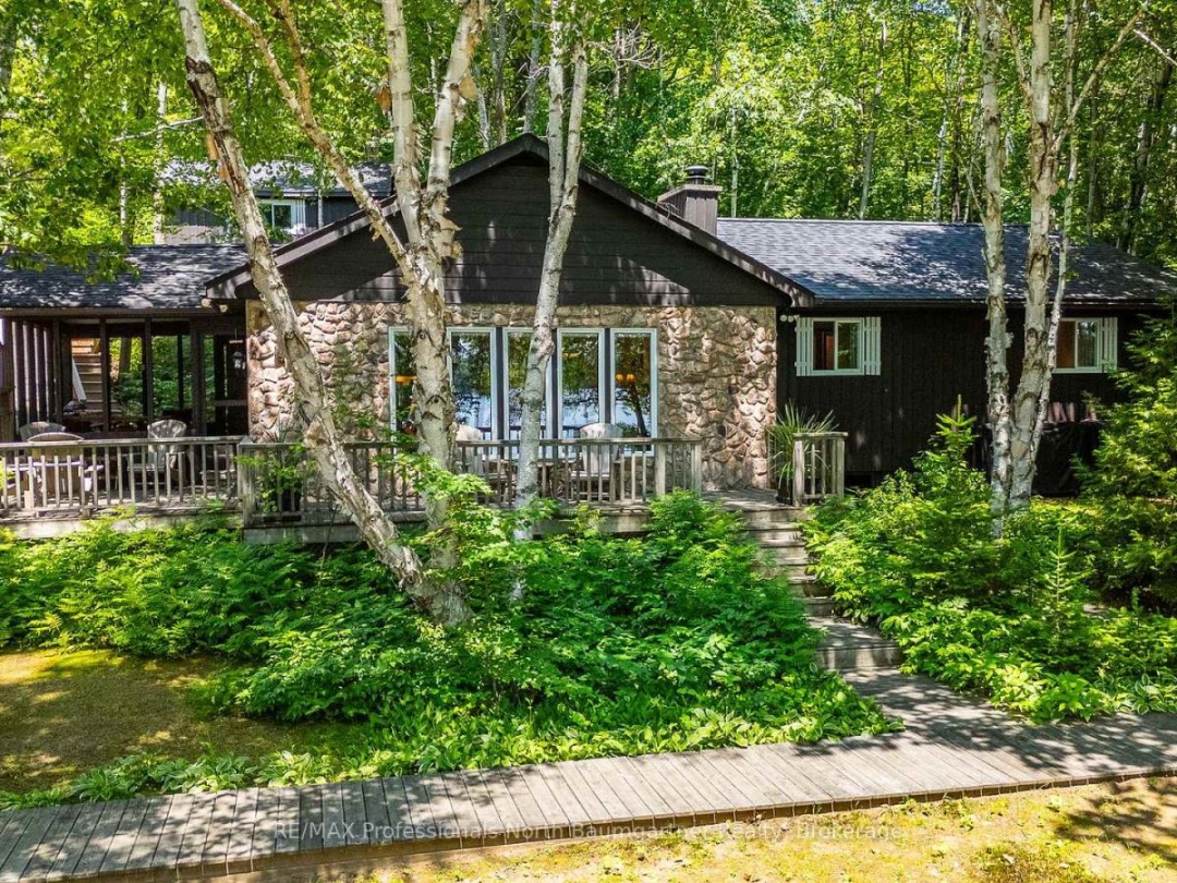 6281 KENNISIS LAKE ROAD, 