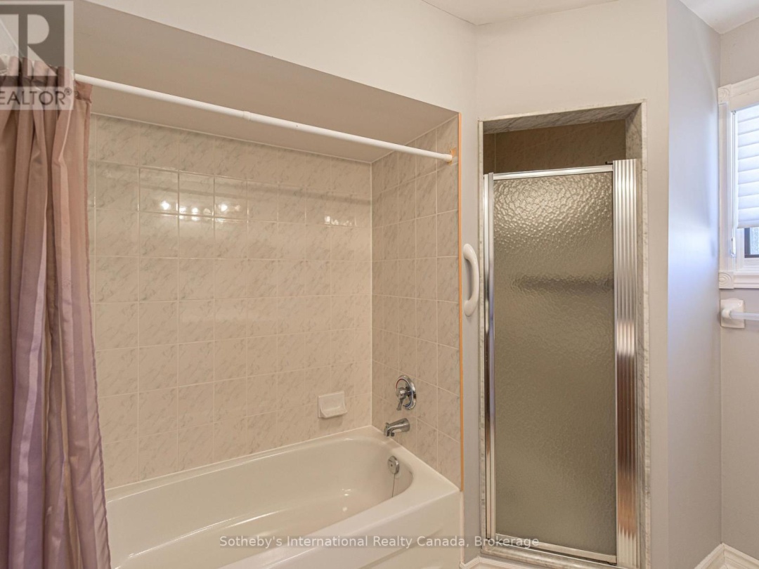 104 10 Museum Drive, Orillia