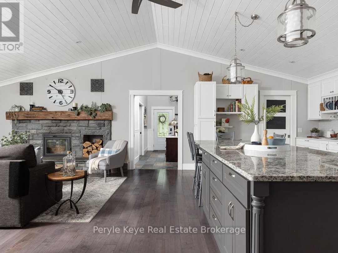 118 ROBIN ROAD, 