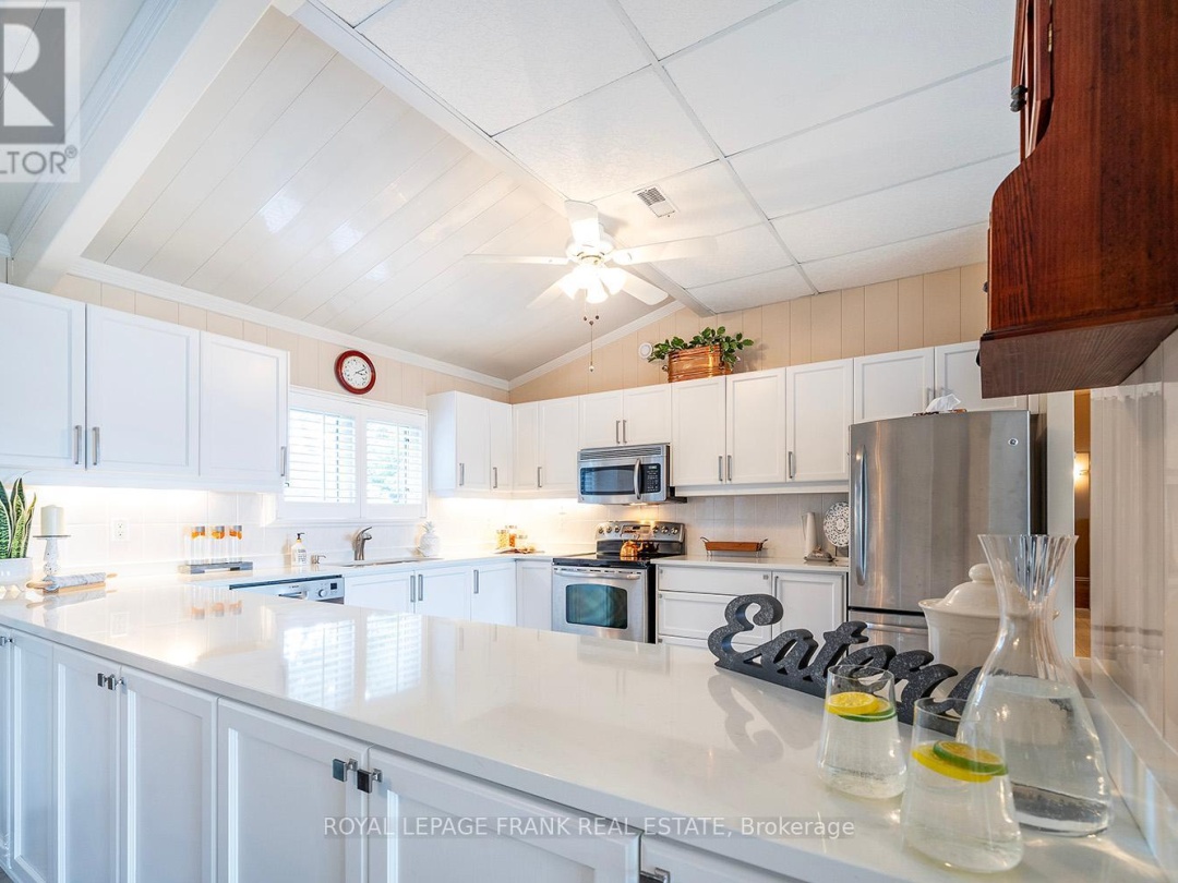 46 LAKEVIEW BOULEVARD, Lake Scugog