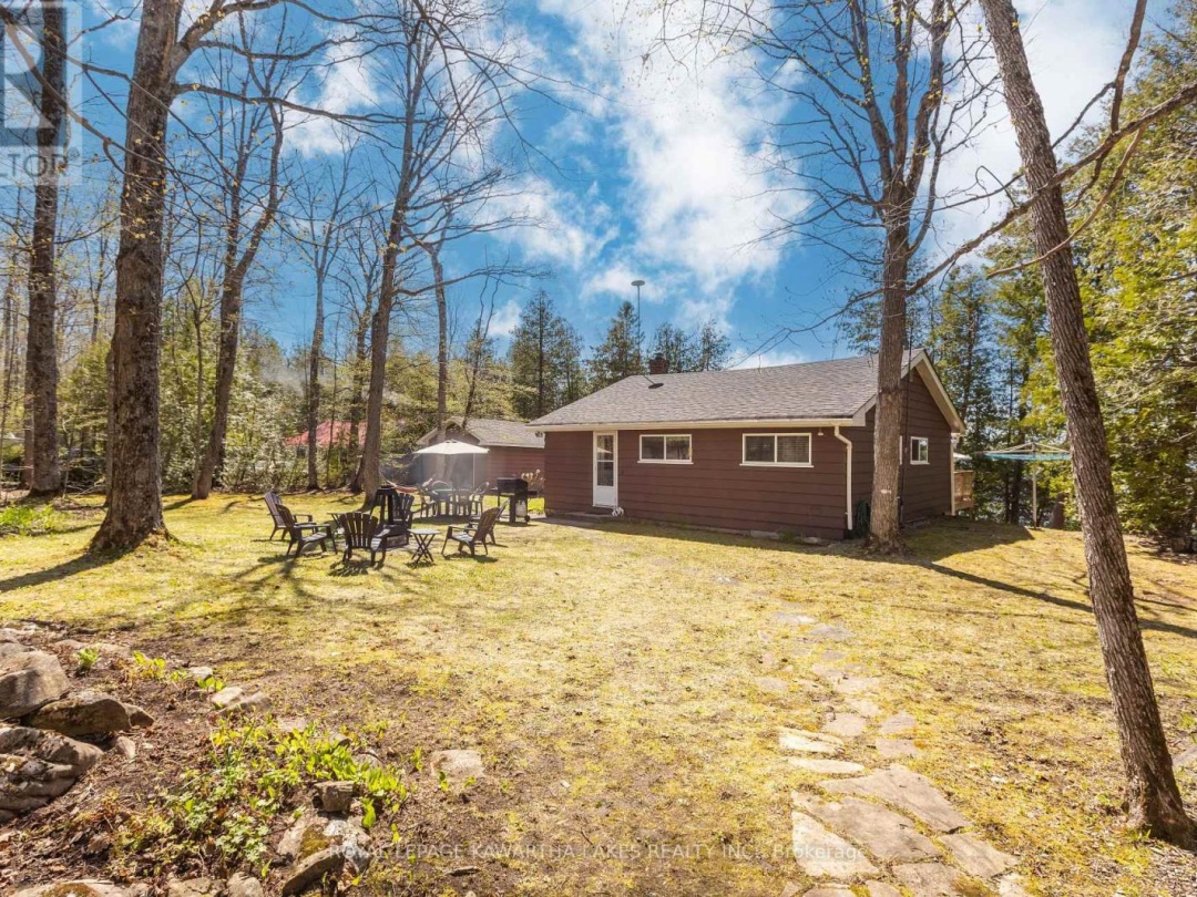 194 Rustic Trail, Four Mile Lake