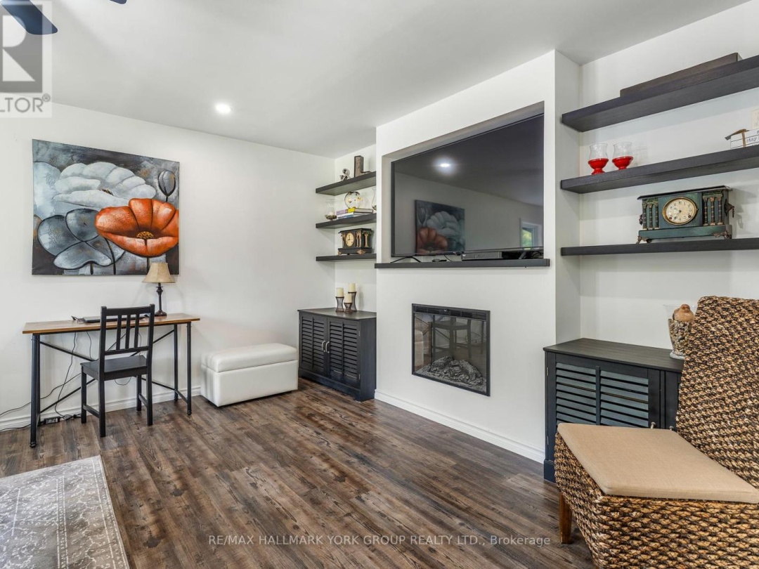 4001 COUNTY 121 ROAD, 