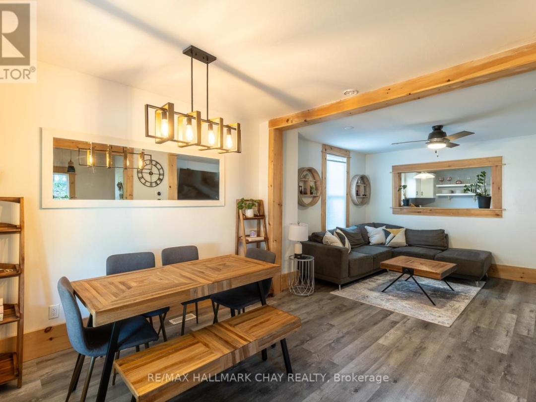 109 BORLAND STREET E, 