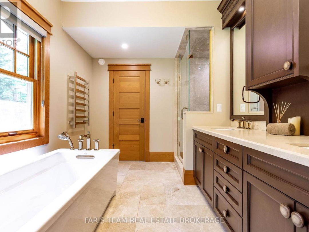 1250 FRANKLAND LANE, 