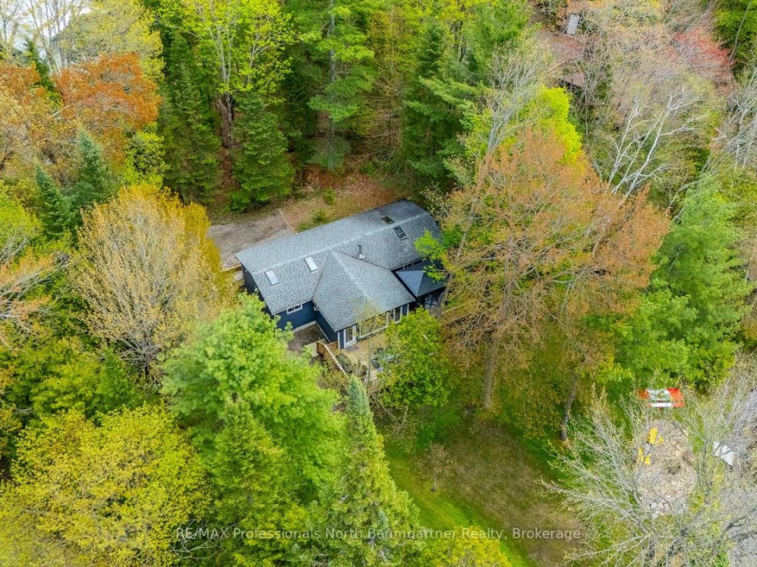 2129 Telephone Bay Road, Highlands East