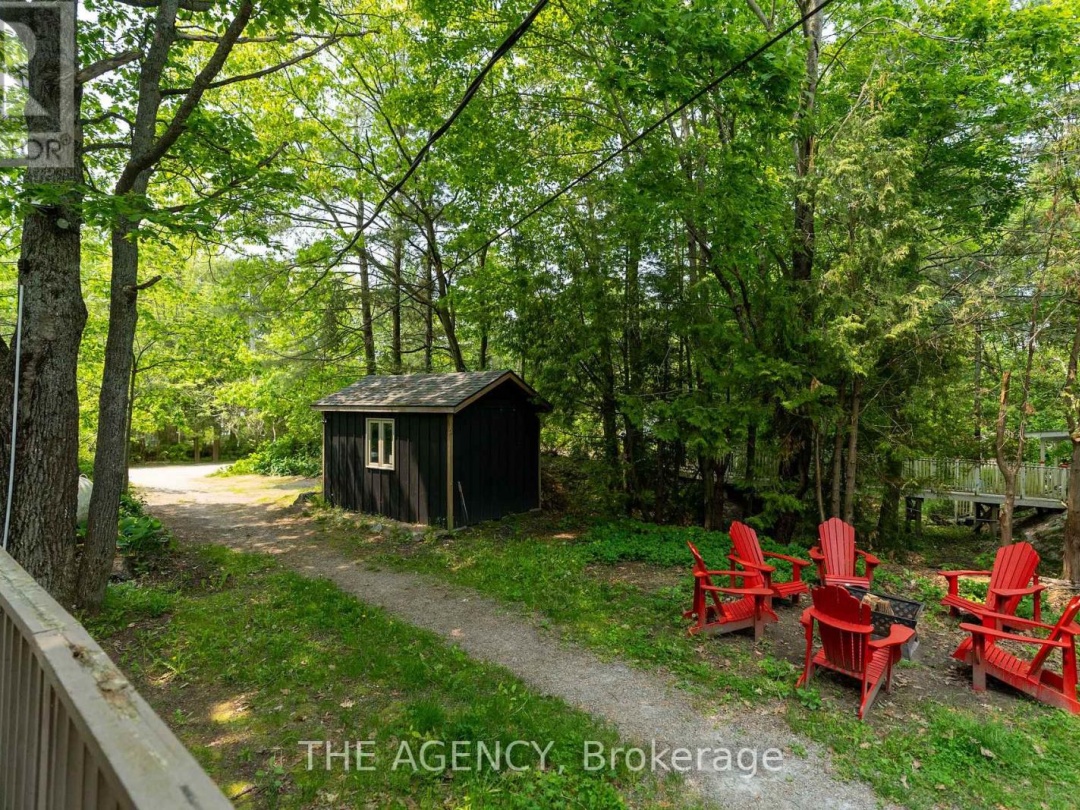 45 PINETREE ROAD, Loon Lake