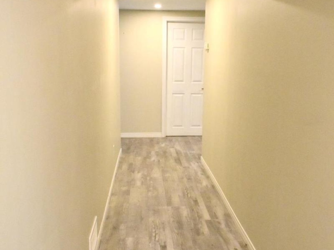 1258 RAVENSCLIFFE ROAD, 