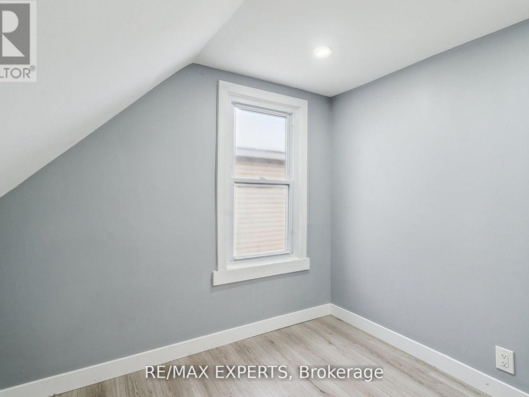 282 Gill Street, Orillia