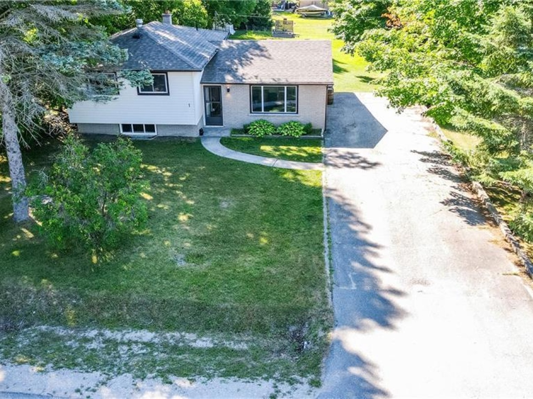 1 LAKEVIEW Drive, 