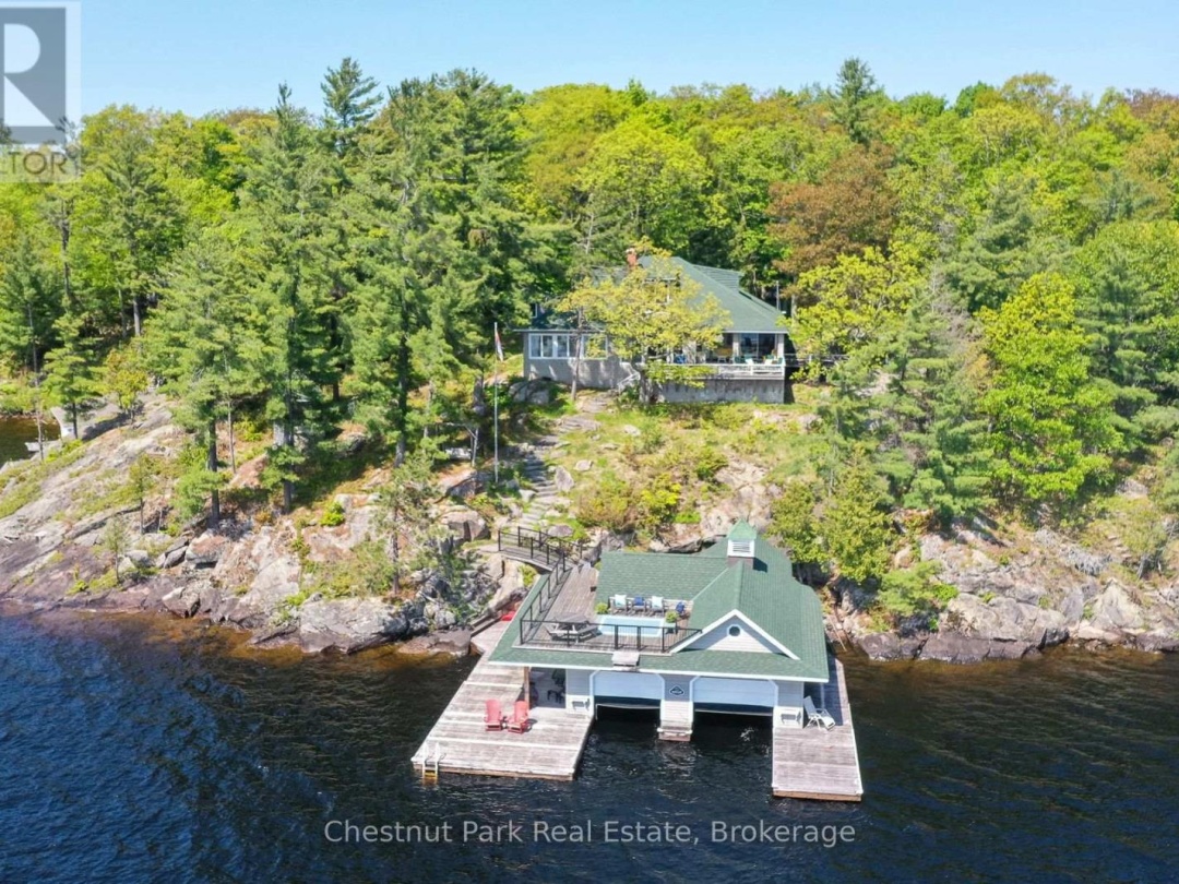 8 - 1869 MUSKOKA 118 ROAD W, 