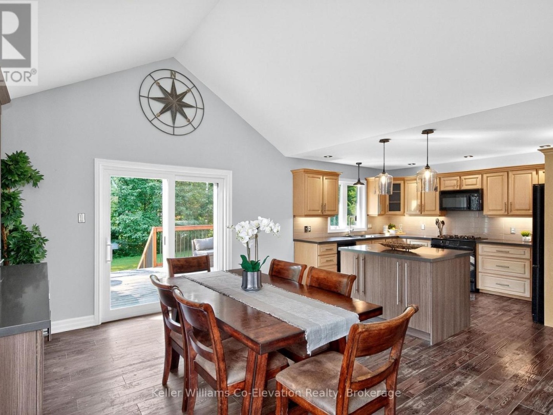 11 BOYD CRESCENT, 