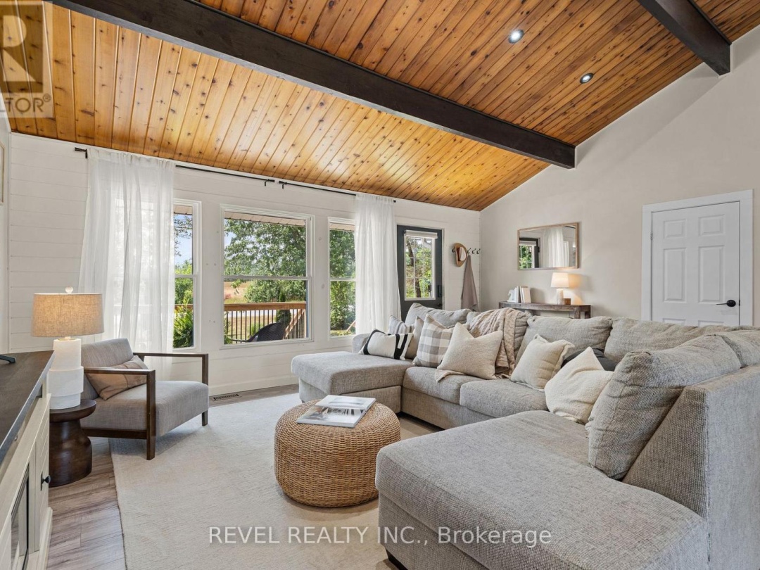 595 HICKORY BEACH ROAD, 