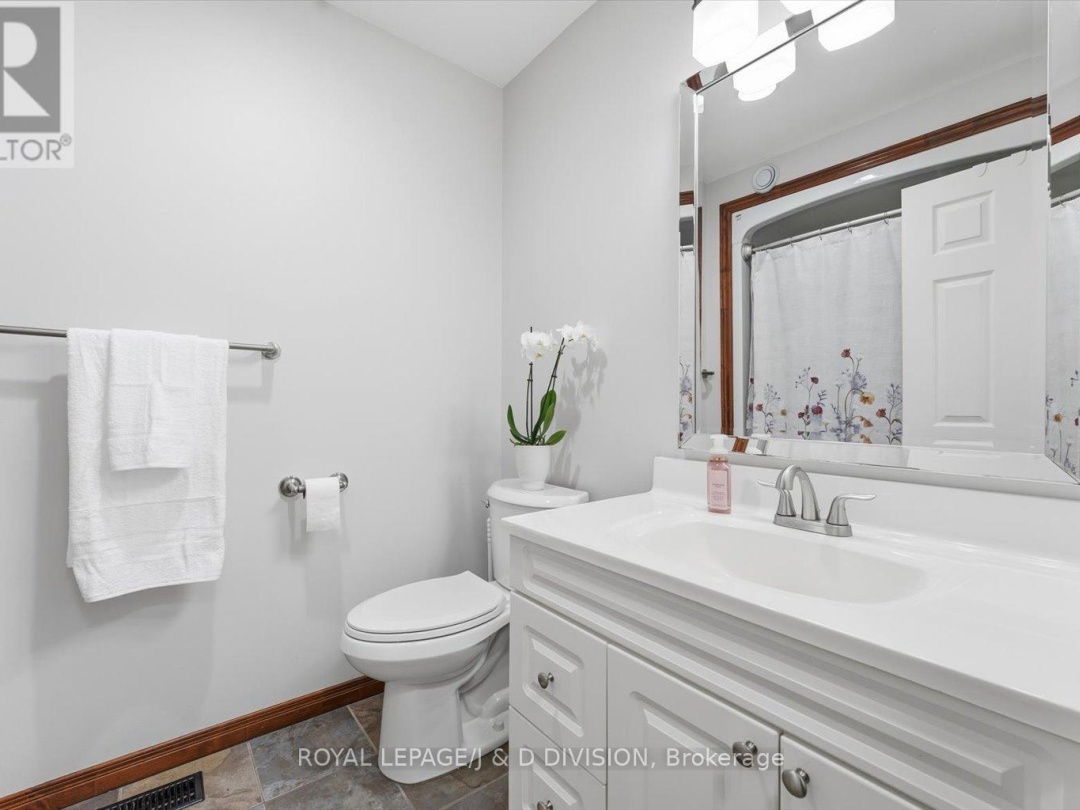 2925 PINECONE TRAIL, 