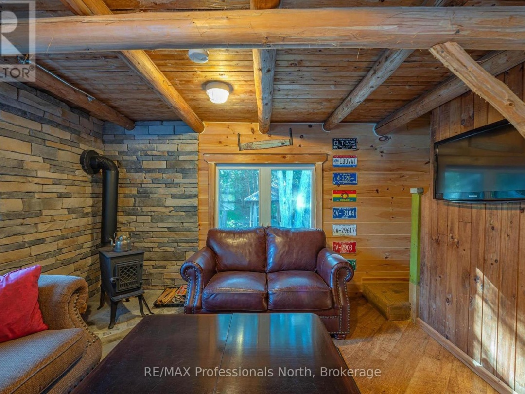 1484 Bat Lake Road, Canning Lake