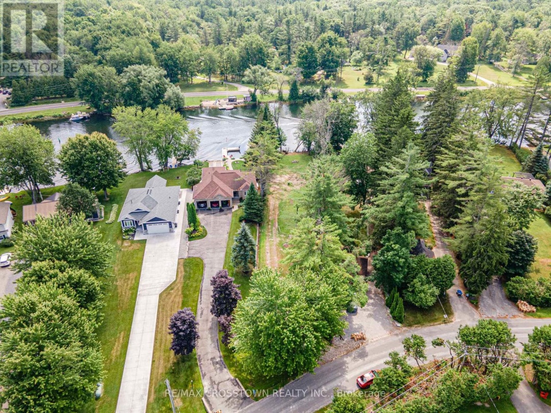 1705 PENINSULA PT ROAD, 