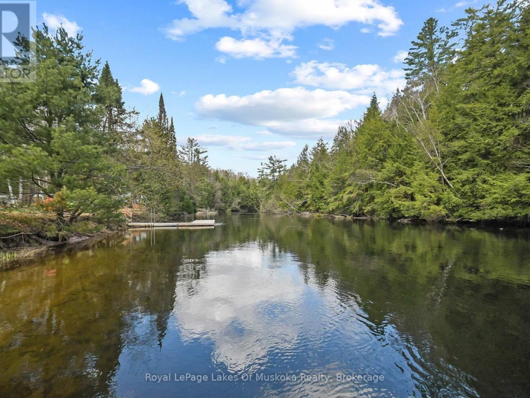 9 Summer Lane, Lake Muskoka