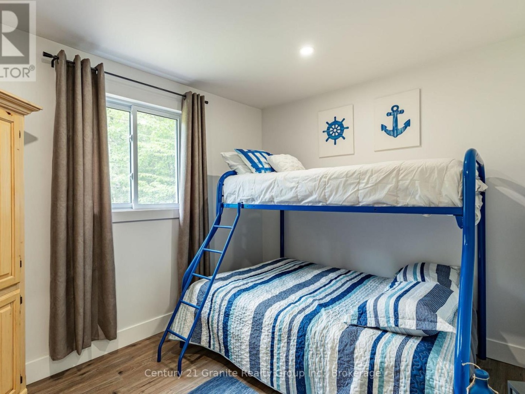 86 BOYCE TRAIL, 