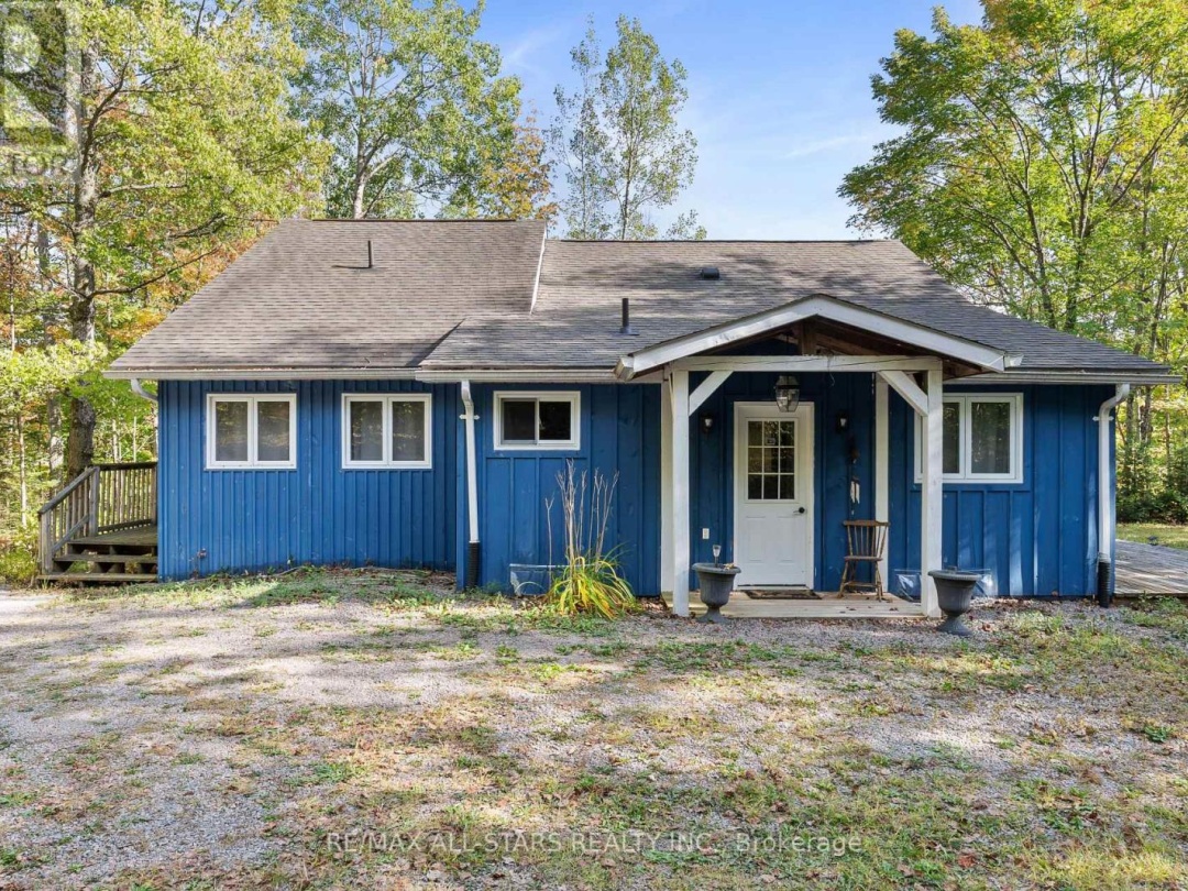 1142 ENGLISH CIRCLE, 