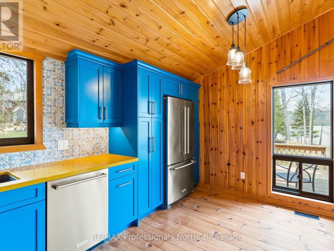 1011 Serpentine Lane, Mountain Lake
