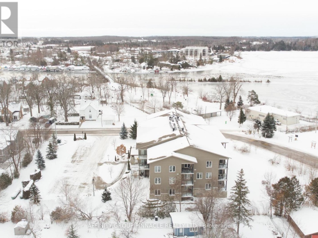 103 - 94 FRANCIS STREET W, 