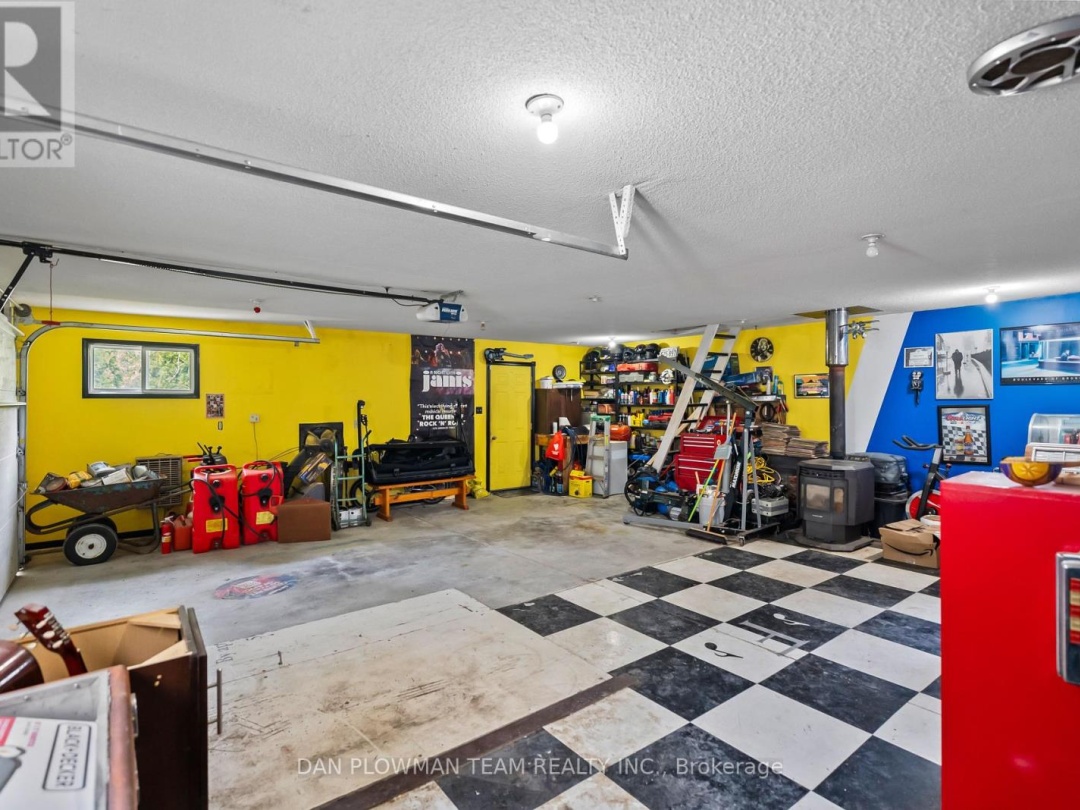 32 Beach Road, Lake Scugog