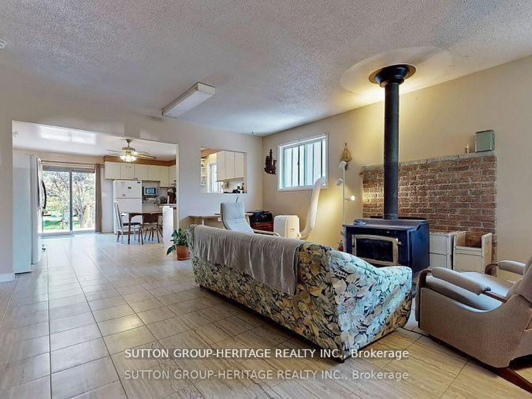 29 Lake Avenue, Lake Simcoe