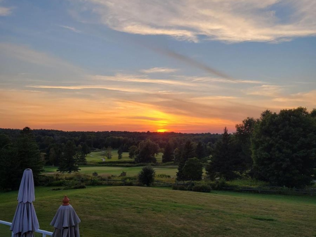 1263 Hawk Ridge Crescent, Severn