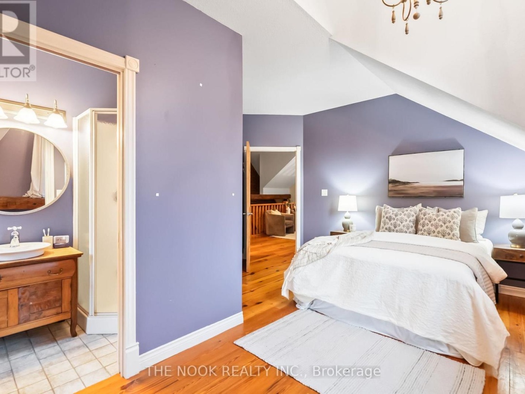 275 VALENTIA ROAD, 